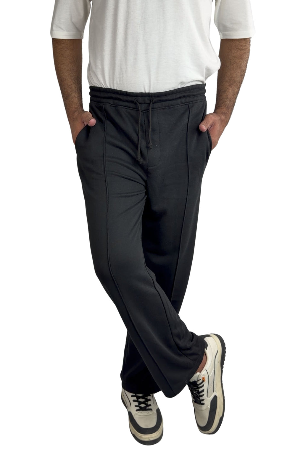BLACK TROUSER RELAX FIT